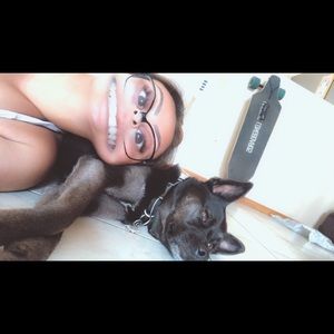 Meet your Posher, Vivian